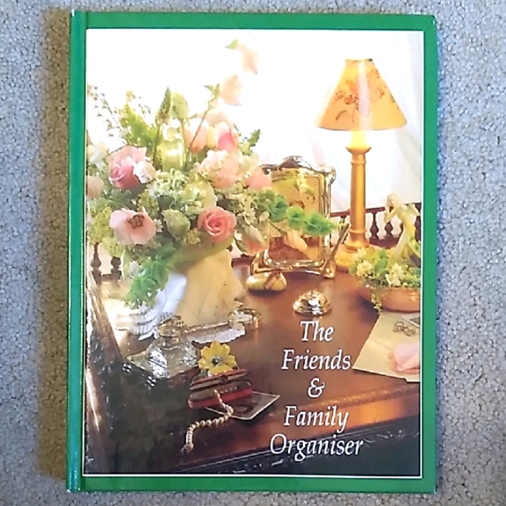 Tormont Floral Organizer with Yellow and Green Accents